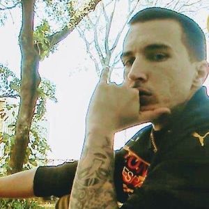 Meet your Posher, Logan